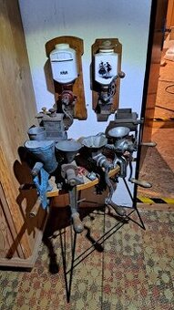 Staré sběratelské mlýnky na kávu