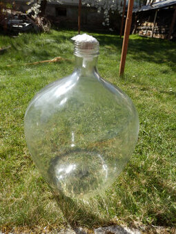 Demižon 50 litrů s kovovým košem