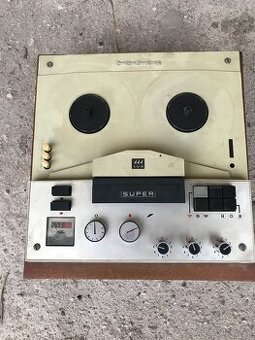 magnetofon Tesla 444 super