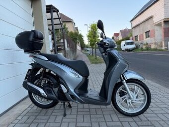 Honda Sh 125i, 2014, Cz doklady - Velice hezký