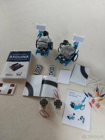 Sada 2x robot mBot Explorer Kit + 2x Halocode