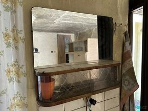 Staré retro zrcadlo