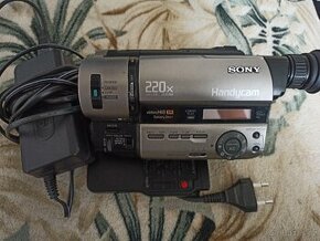 Videokamera Sony CCD-TR840