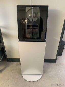 Bang & Olufsen BeoCenter 2300 + Stojan se zásobníkem na CD