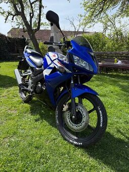 Honda cbr 125r