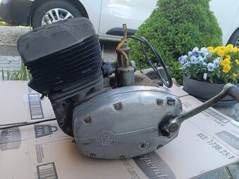 Funkční motor ČZ 175/487