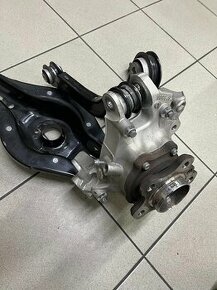 BMW G20 G21 320 xdrive rameno těhlice ložisko zadní náprava