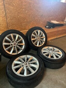 ALU Kola ŠKODA 5x112 R16 MINORIS Letní Pneu 205/55/16