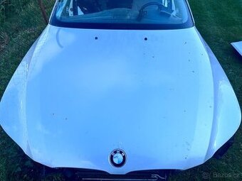 Prodám kapotu na bmw e60/61