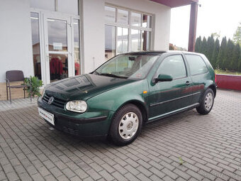 VW Golf 4-1,6 BA-74 kW-NOVÁ STK