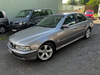 BMW Řada 5, 520iA, 110 Kw, 6 válců, r. v. 1999