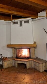 Teplovzdušný krb