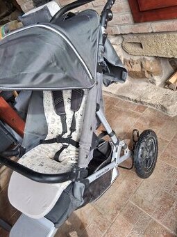 Prodám kočárek  easy walker sky