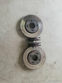 Kotouče a destičky