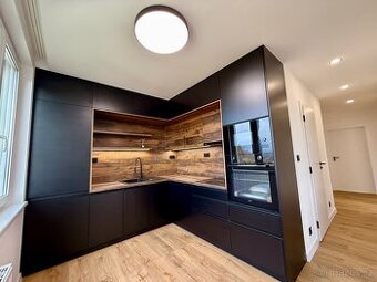 Byt 4+1 Karlovy Vary - Doubí