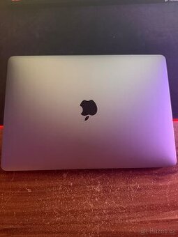 Apple MacBook Air 13,3" (2020) / M1 / 8GB RAM / 256GB