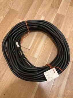Instalační elektro kabel