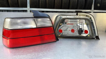 BMW E36 (sedan) zadní světla.