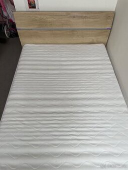 Postel 120x200 s osvetlenim