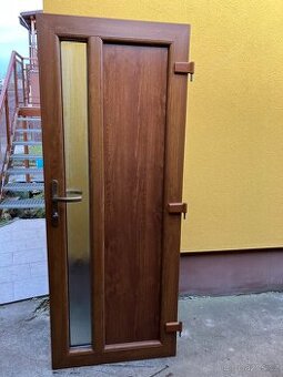 Venkovní dveře včetně rámu