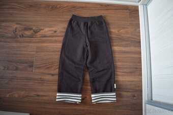 Nové rostoucí tepláky Farmers vel. 104