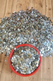 Rozprodám obrovskou hromadu mincí přes 70kg