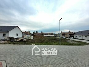 Prodej moderní novostavby rodinného domu v Lešanech - 1