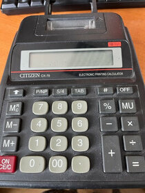kalkulačka s možností tisku pásky