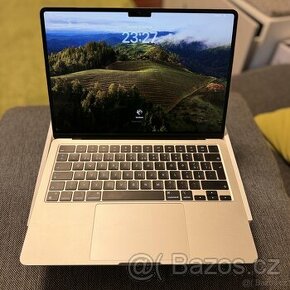 MacBook Air M2 2022, pěkný stav, 12 měsíců záruka