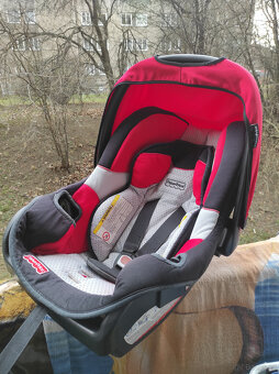 Autosedačka FisherPrice