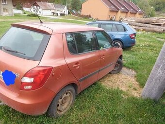Prodám Fabii 2. Rv.2007. 1.2htp. . Padla prevodovka.