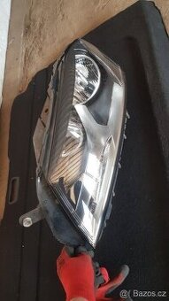 Vw passat b7 přední světlo