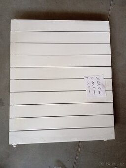 Žebrový deskový 67,5x80,5x7,5cm - 1