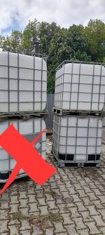 Prodám 1000L nádrž