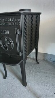Litinová kamna Jotul F 601 N černý lak