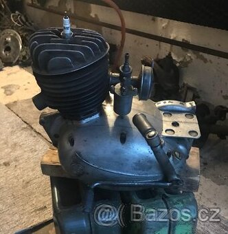 Motor ČZ 125 - 1