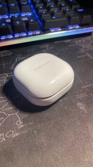 Dobrý den prodám krabyčku od sluchátek samsung