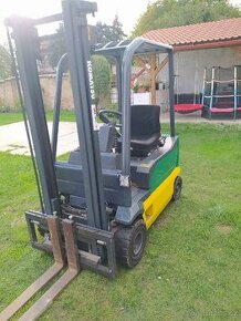 P: VZV Komatsu FB18-2R