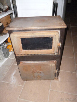 krbová kamna,výkon 7kw, v-70cm,š- 45cm,komín 120cm