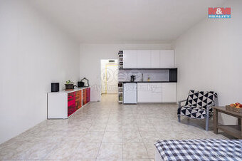Prodej bytu 1+kk, 32 m², Praha, ul. Spojařů