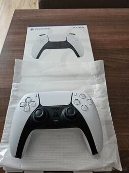 Ovladač PS5 DualSense
