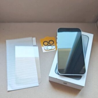 iPhone 15 Pro 128GB bílý titan