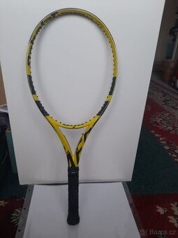 Tenisová raketa Babolat aero