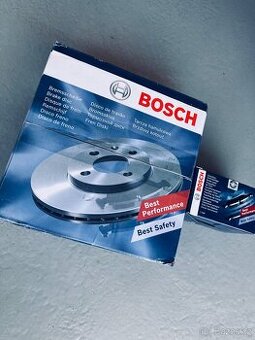 Brzdové destičky Bosch + kotouče Bosch