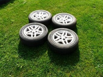 ALU KOLA + ZIMNÍ PNEU 195/65R15 BMW 16"