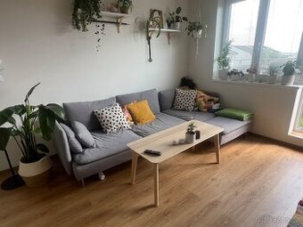 4místná pohovka s lenoškou