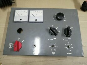 Řídící panel od svářečky