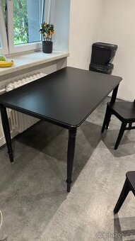 Jídelní stůl + židle IKEA