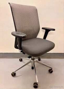 Kancelářská židle Vitra ID Mesh