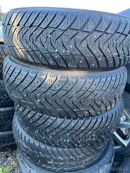 Zimní pneu 195/65R15 Yokohama iceGuard iG65, s hroty, sada